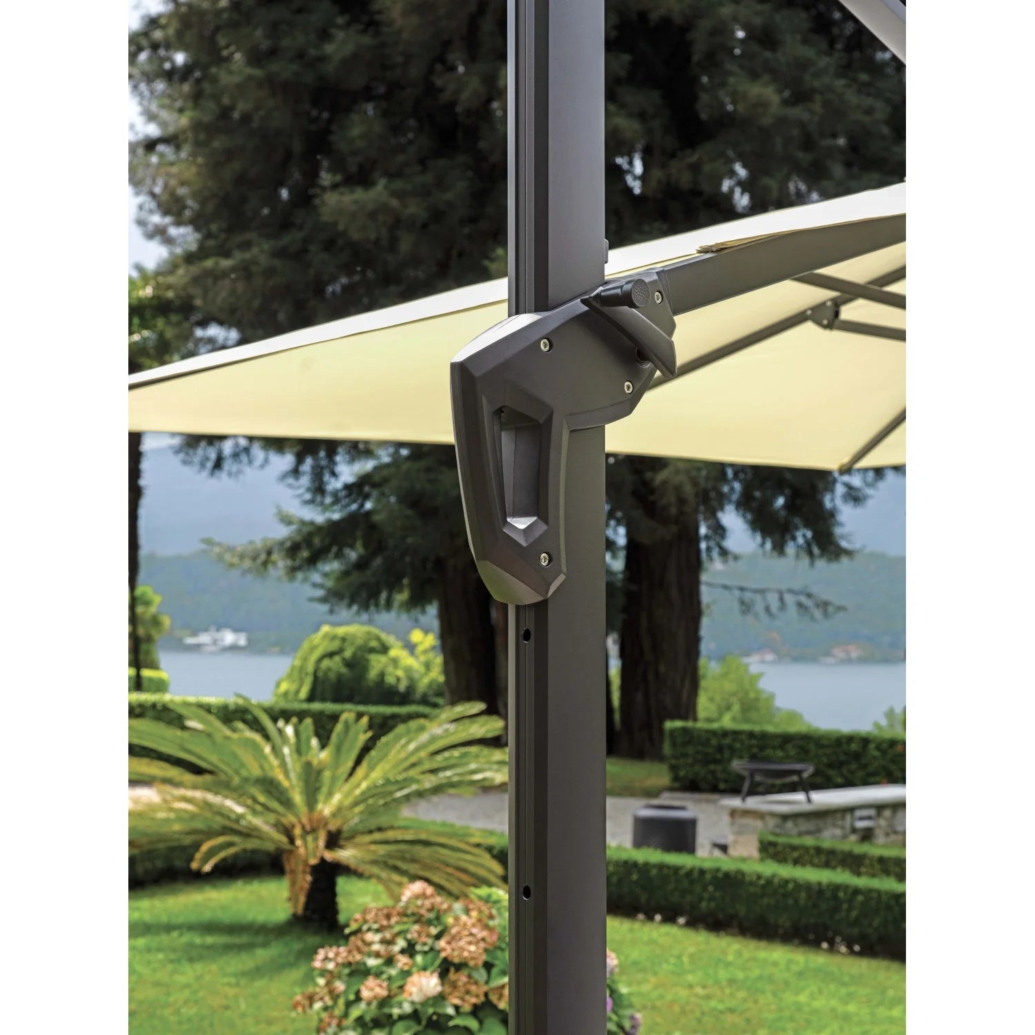 Ombrellone Tennessee da giardino a palo decentrato 3x3 mt. - Outdoor Privé