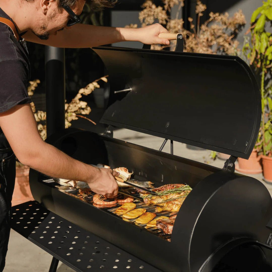 Barbecue a legna e carbone con affumicatore Flamec Tiberio - Outdoor Privé