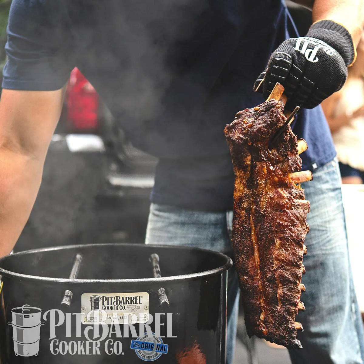 Pit Barrel Cooker Junior 14” – barbecue affumicatore verticale a carbone compatto (PRE-ORDINE) - Outdoor Privé