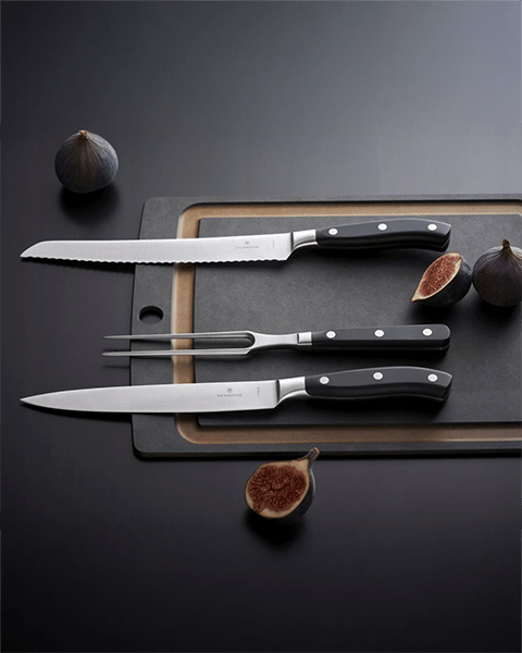 Set Coltello e Forchettone Arrosto Victorinox Grand Maître Nero - Outdoor Privé