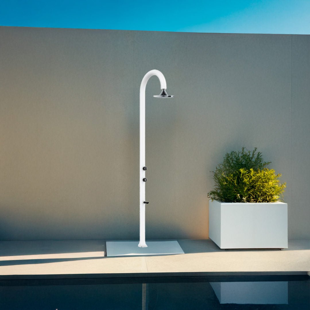 Doccia esterna Sined Luna Alu Bianca Sensor – alluminio con soffione 3 getti e sensore IR - Outdoor Privé