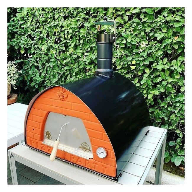 Forno a legna Pizza Party Portatile 70×70 – piano 60×60, 2 pizze - Outdoor Privé