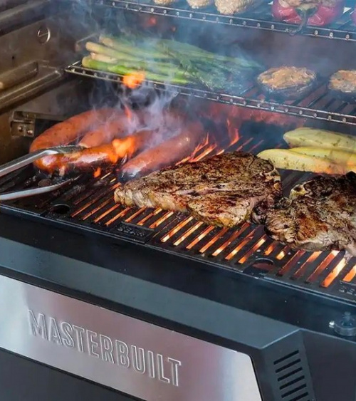 Barbecue a Carbone Masterbuilt Gravity Series 560