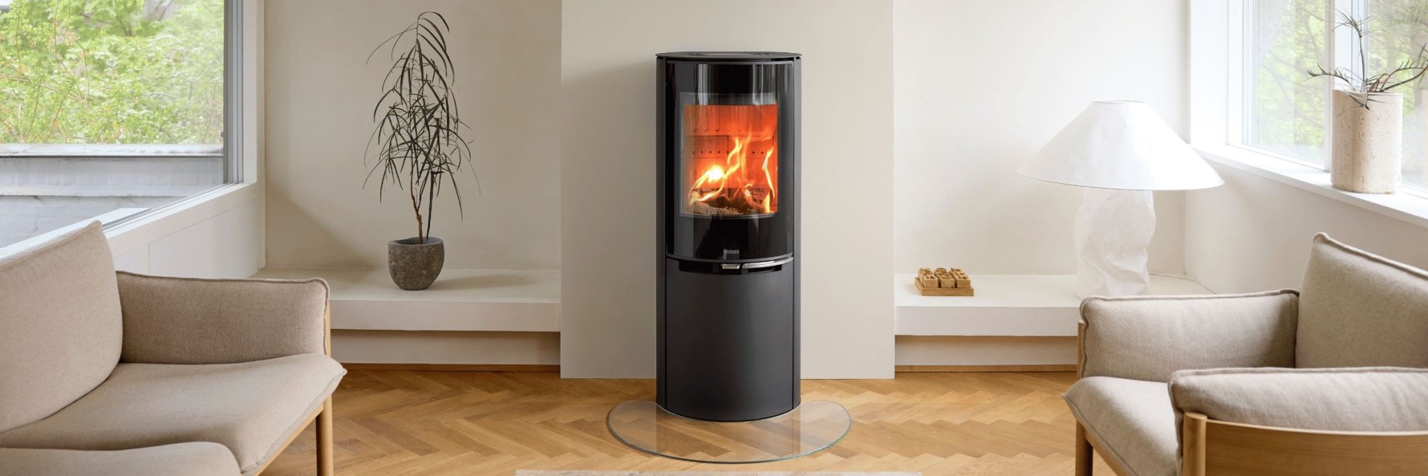 Stufe a pellet, a legna e ibride: guida 2025