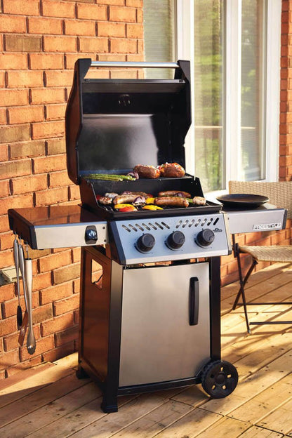 Barbecue a gas Napoleon Freestyle F365 GT – 3 bruciatori, griglia in ghisa e accensione JETFIRE - Outdoor Privé
