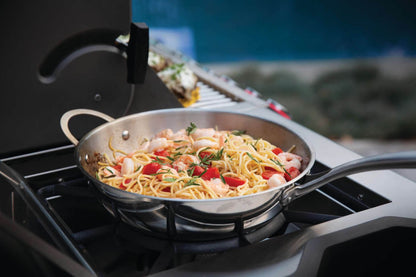 Barbecue a gas Napoleon Prestige PRO 825 RSIB – doppia cappa, girarrosto e infrarossi - Outdoor Privé