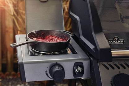 Barbecue a gas Napoleon Freestyle 425 SB – 4 bruciatori e sizzle zone - Outdoor Privé