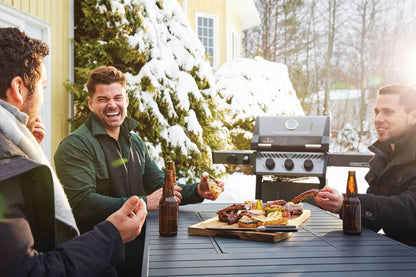 Barbecue a gas Napoleon Freestyle 365 SB con 3 bruciatori e fornello laterale - Outdoor Privé