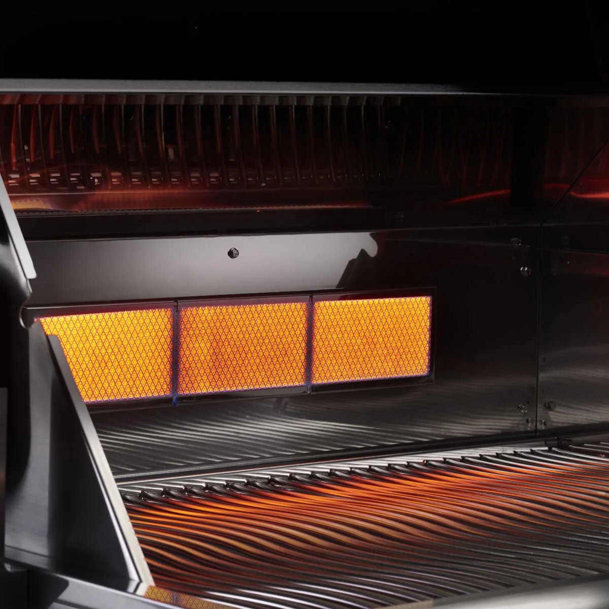 Barbecue a gas da incasso Napoleon BILEX605RBI – 5 bruciatori, SIZZLE ZONE™ e infrarosso posteriore - Outdoor Privé