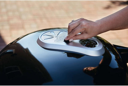 Barbecue a carbone Napoleon PRO22K - LEG - 2 – Griglia da 57 cm, coperchio in ghisa e ruote - Outdoor Privé