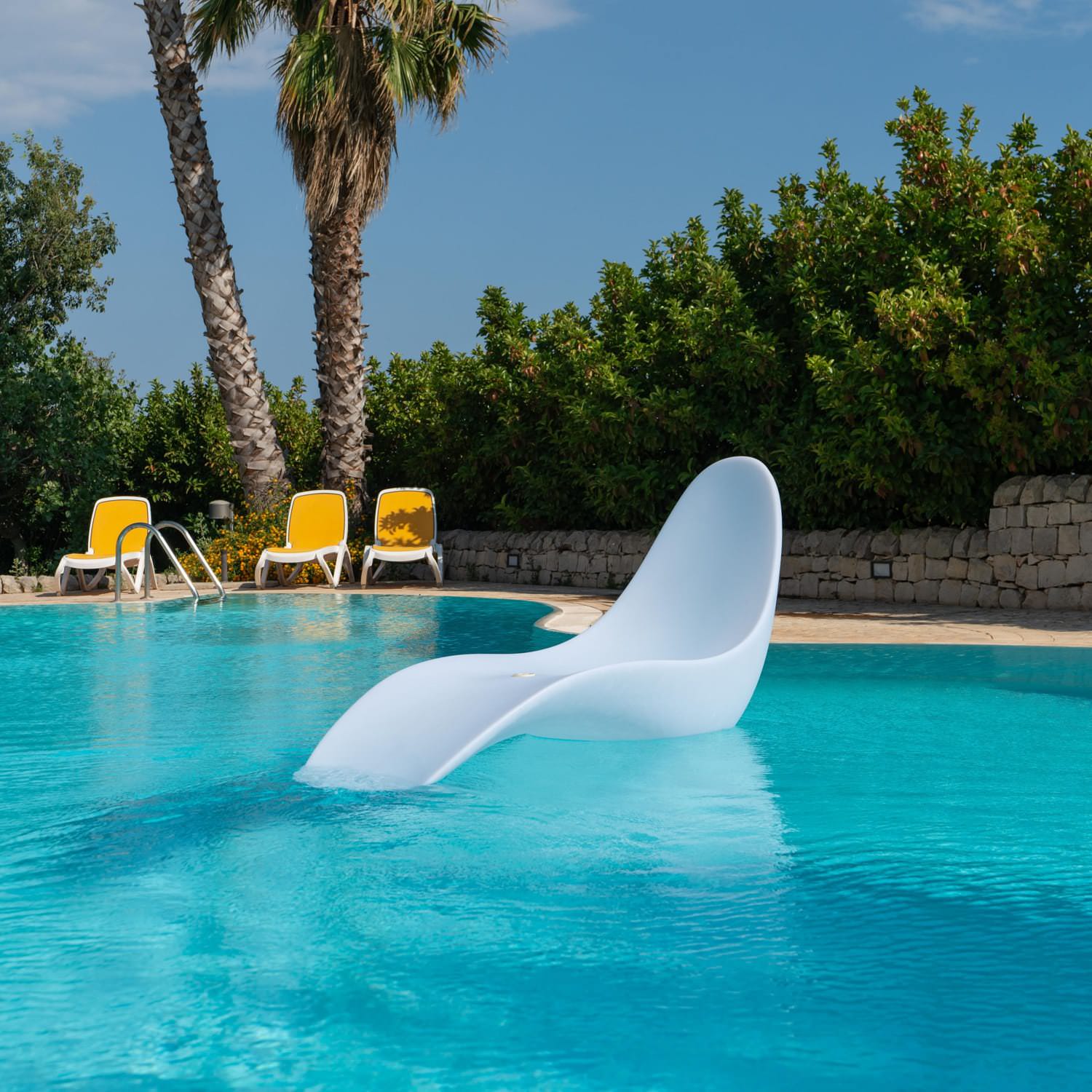 Chaise Longue in polietilene Sined Sirio Bianco - Outdoor Privé