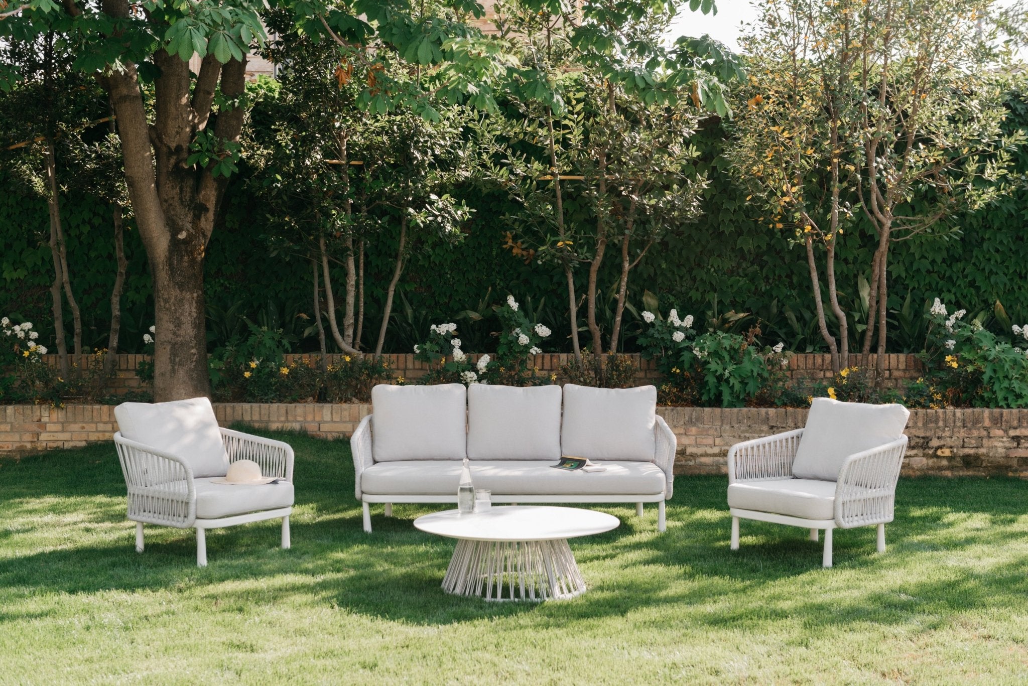 Set salotto da esterno Solaris Apollo – set 4 pezzi con tavolino - Outdoor Privé