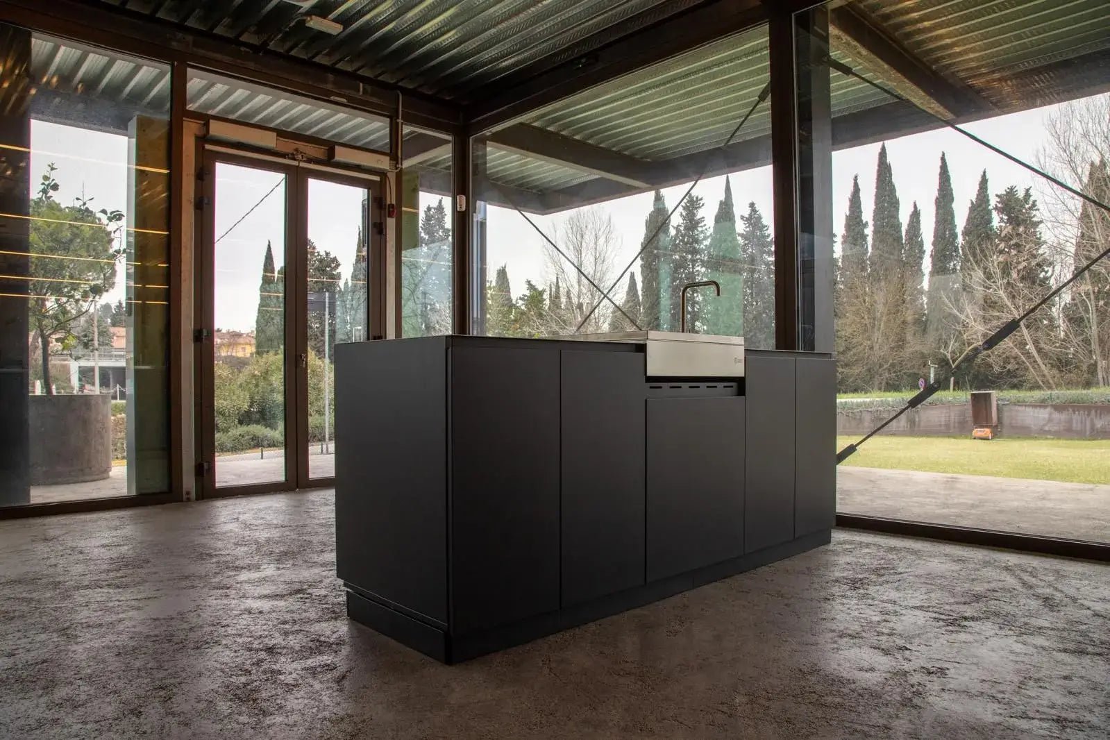 Cucina da Esterno Flaminia – Monoblocco con Barbecue Moon Elettrico - Outdoor Privé