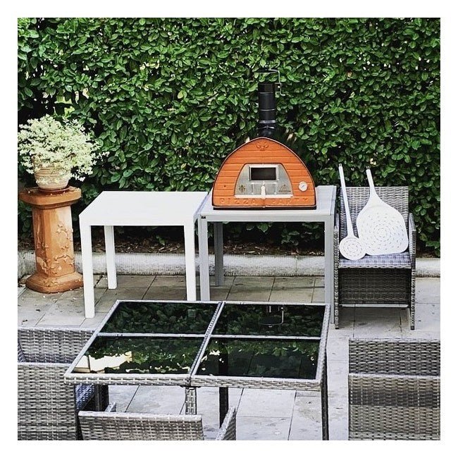 Forno a legna Pizza Party Portatile 70×70 – piano 60×60, 2 pizze - Outdoor Privé